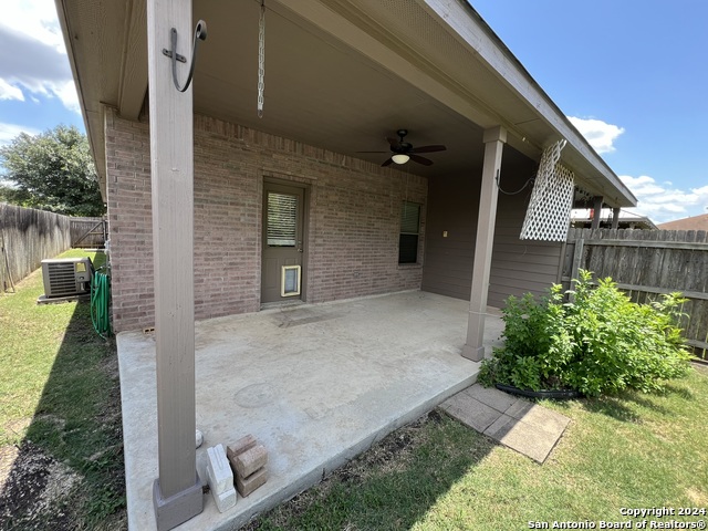 Image 27 of 30 For 271 Rosalie Dr  B