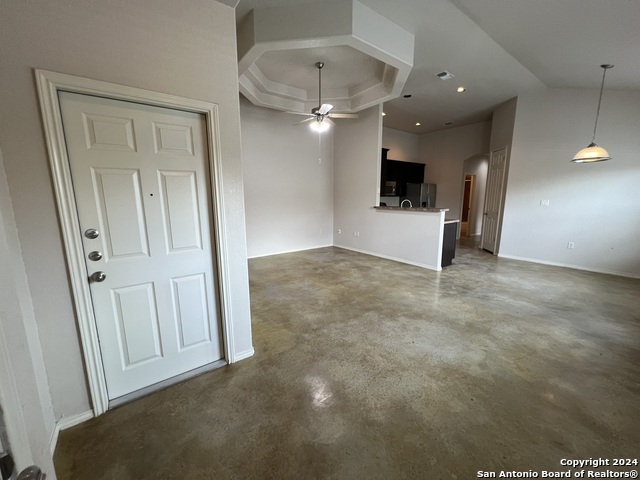 Image 6 of 30 For 271 Rosalie Dr  B