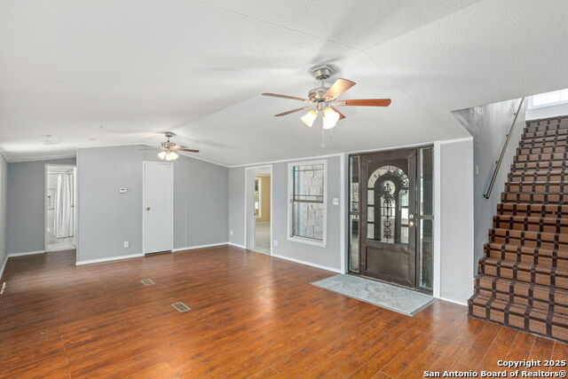 Listing photo id 9 for 3910 Waterwood Pass