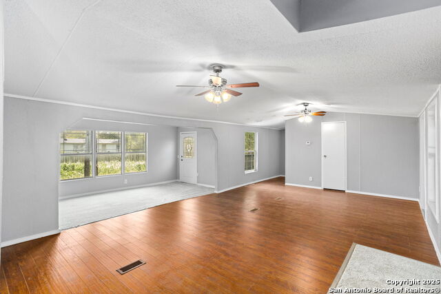 Listing photo id 11 for 3910 Waterwood Pass