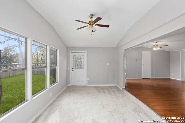 Listing photo id 15 for 3910 Waterwood Pass