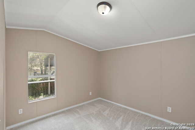 Listing photo id 19 for 3910 Waterwood Pass