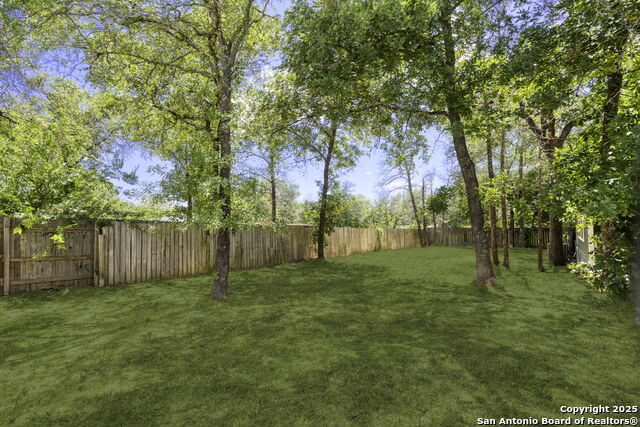 Listing photo id 35 for 3910 Waterwood Pass