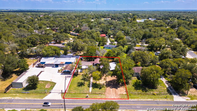 Listing photo id 2 for 3910 Waterwood Pass