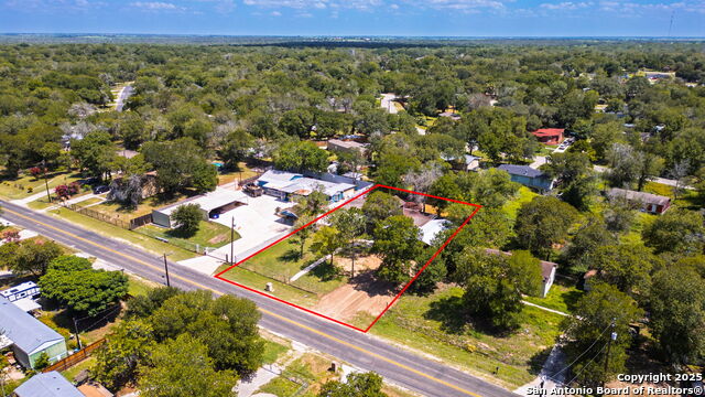 Listing photo id 4 for 3910 Waterwood Pass