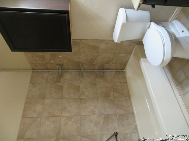 Image 12 of 20 For 247 Rosalie Dr  B
