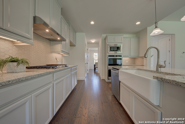 Image 11 of 17 For 28927 Stevenson Gate