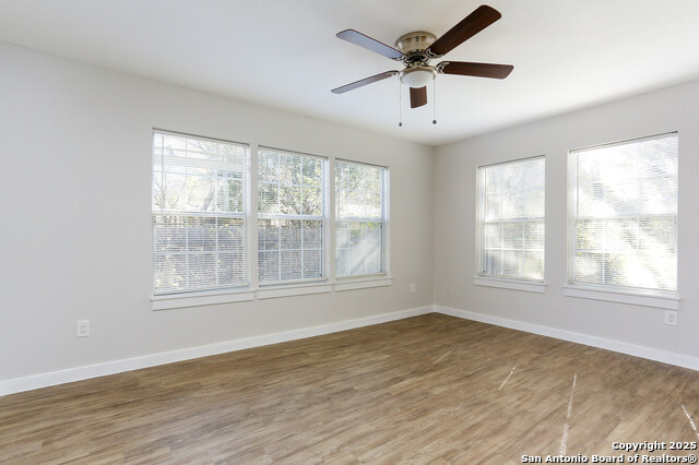 Image 11 of 22 For 734 Norwood  