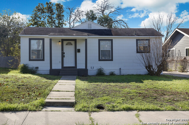Image 2 of 22 For 734 Norwood  