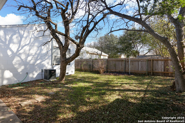 Image 22 of 22 For 734 Norwood  