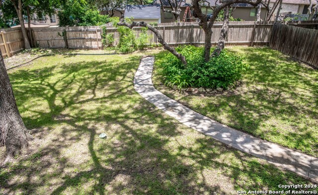Image 35 of 36 For 225 Samantha Dr