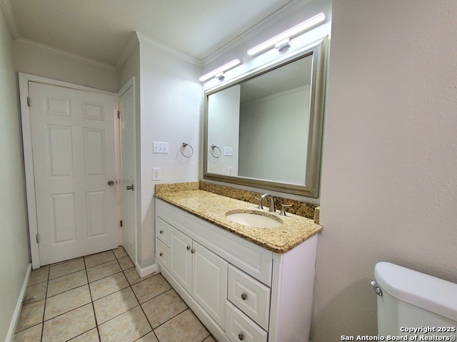 Listing photo id 11 for 6206 Mesa Verde