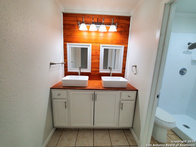 Listing photo id 21 for 6206 Mesa Verde