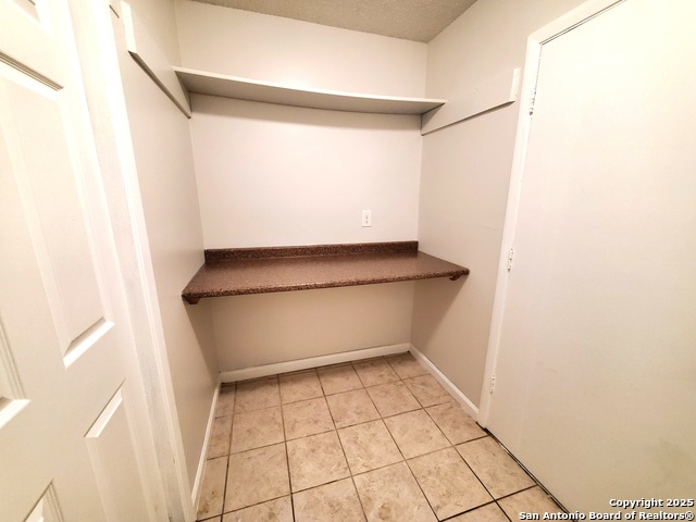 Listing photo id 24 for 6206 Mesa Verde