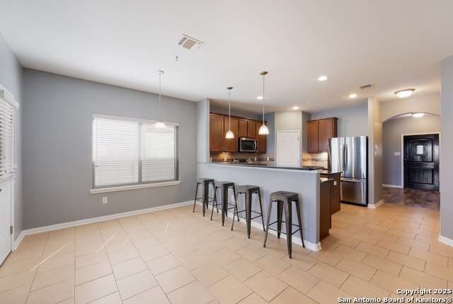 Image 9 of 33 For 416 Stonebrook Dr