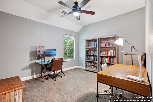 Image 26 of 47 For 14702 Hill Pine Way