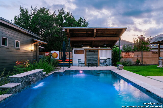 Image 30 of 47 For 14702 Hill Pine Way