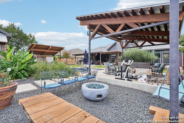 Image 38 of 47 For 14702 Hill Pine Way