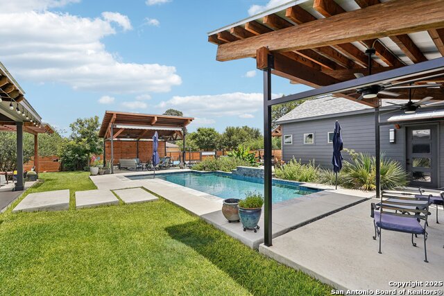 Image 42 of 47 For 14702 Hill Pine Way