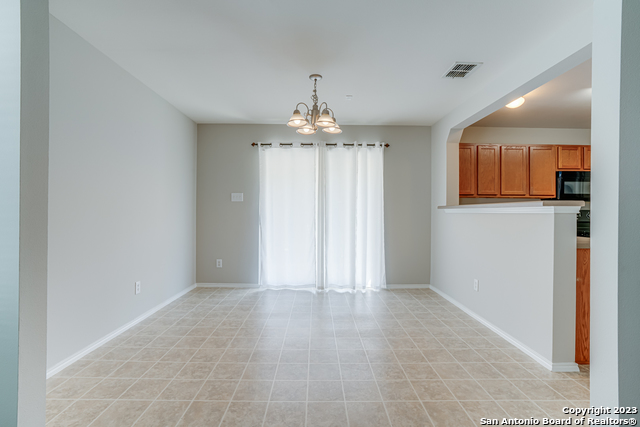Image 14 of 35 For 24238 Waterwell Oaks