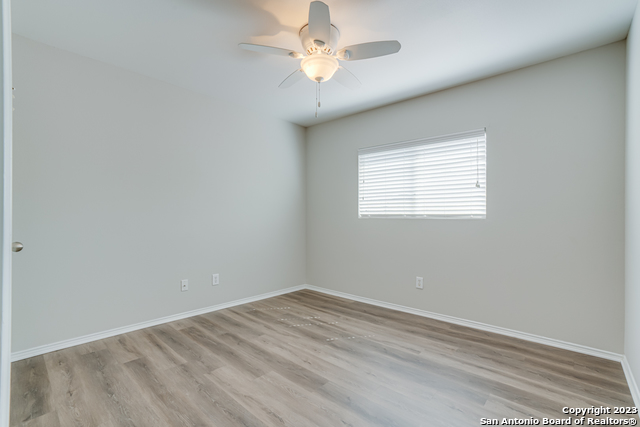 Image 30 of 35 For 24238 Waterwell Oaks