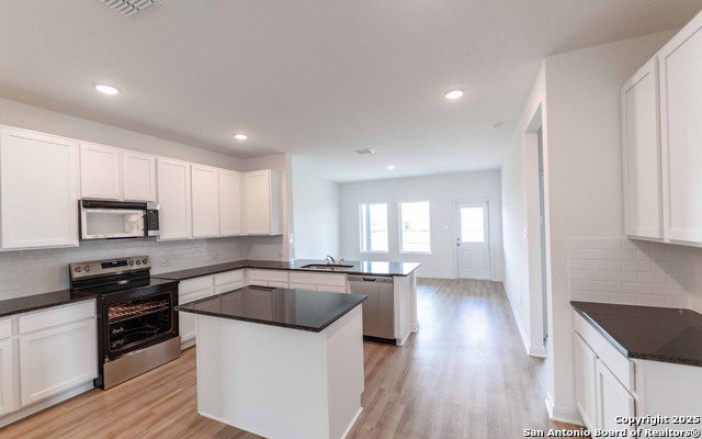 Image 6 of 18 For 3031 Heidfeld Lane