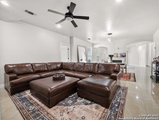 Image 11 of 38 For 4827 Ayrshire Dr