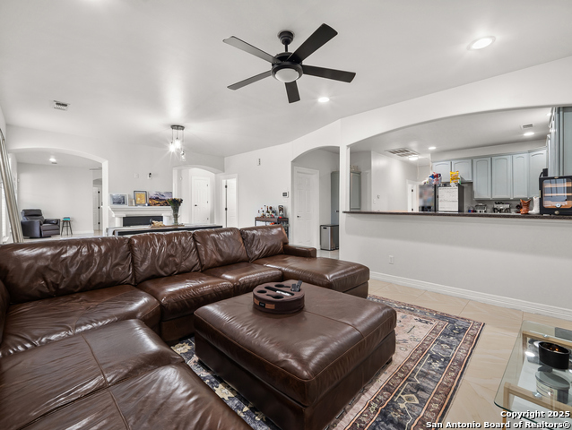 Image 12 of 38 For 4827 Ayrshire Dr