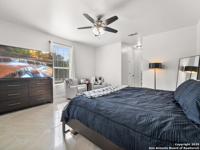 Image 17 of 38 For 4827 Ayrshire Dr