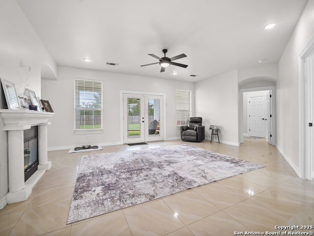 Image 6 of 38 For 4827 Ayrshire Dr