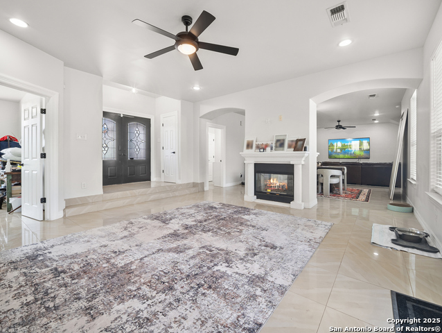 Image 7 of 38 For 4827 Ayrshire Dr