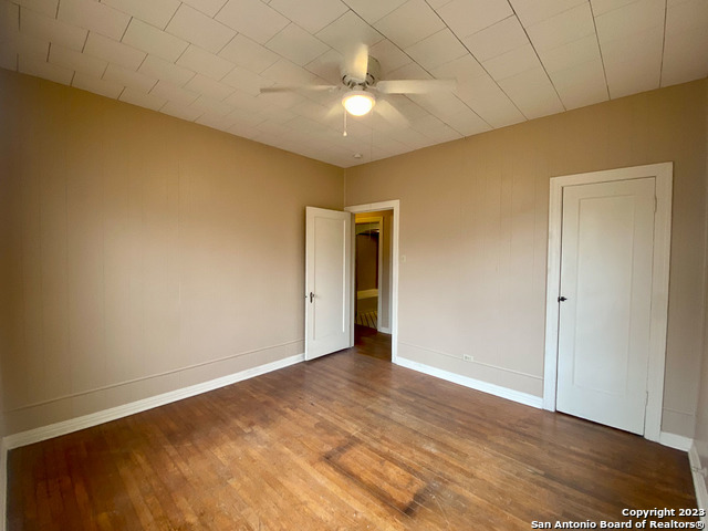 Image 18 of 25 For 409 Club Dr  1