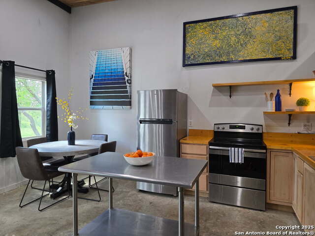 Image 10 of 44 For 124 Valley Creek