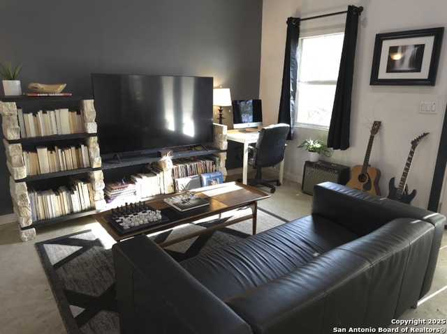 Image 14 of 44 For 124 Valley Creek