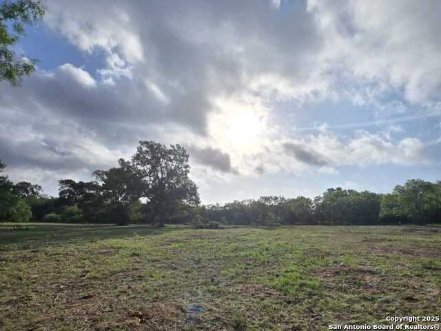 Image 25 of 44 For 124 Valley Creek