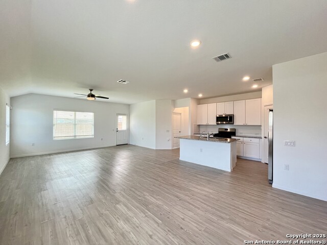 Image 10 of 34 For 4554 Glades Way