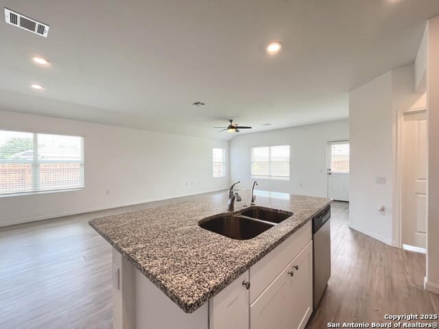 Image 14 of 34 For 4554 Glades Way