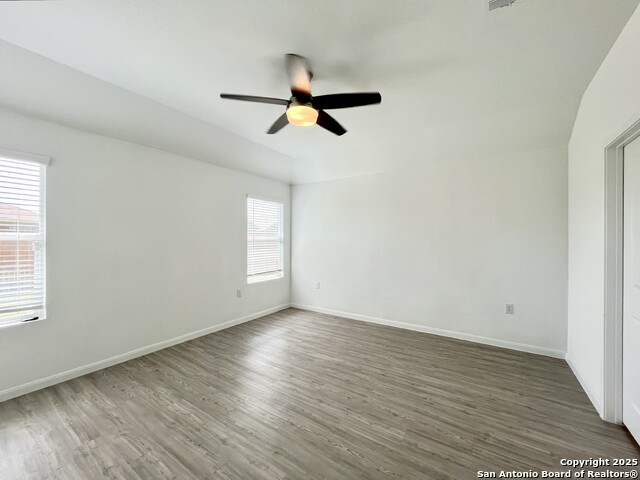Image 15 of 34 For 4554 Glades Way