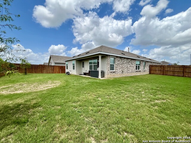 Image 31 of 34 For 4554 Glades Way