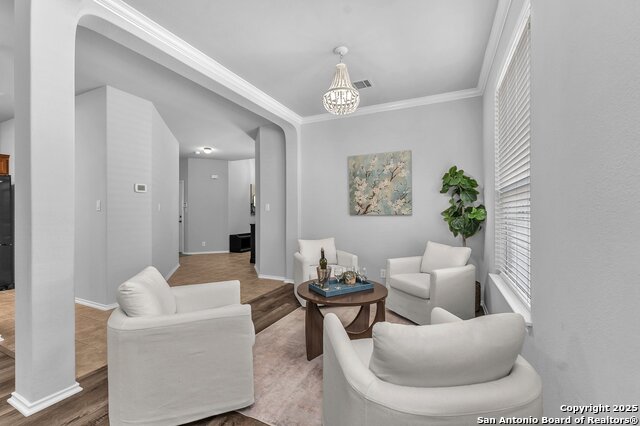 Image 17 of 38 For 4815 Osborn Glade