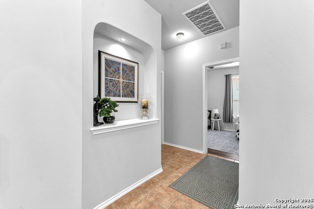 Image 19 of 38 For 4815 Osborn Glade