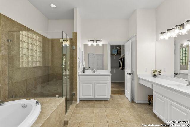Listing photo id 17 for 915 Foxton