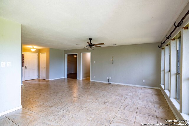 Image 15 of 29 For 121 Dresden Wood Dr
