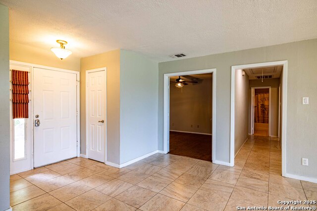 Image 6 of 29 For 121 Dresden Wood Dr