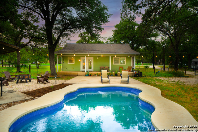 Details for 145 Pullman Rd, La Vernia, TX 78121