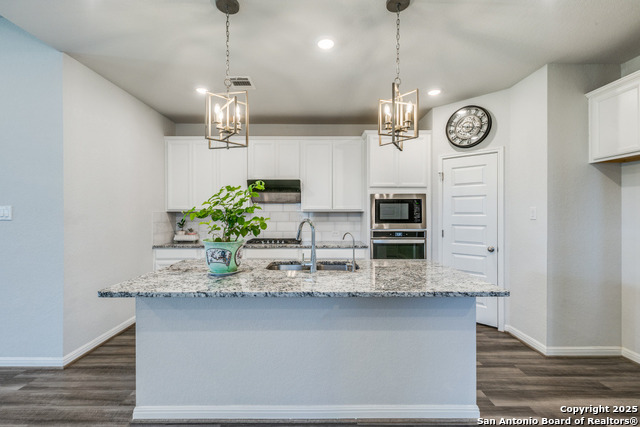 Image 9 of 35 For 2407 Pesaro Pt
