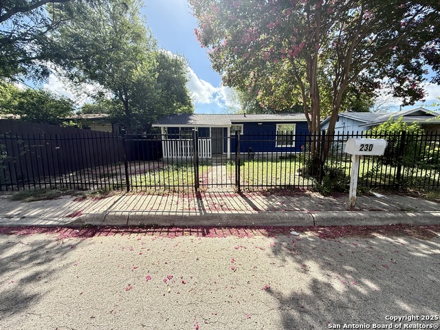 Details for 230 San Gabriel Ave S, San Antonio, TX 78237