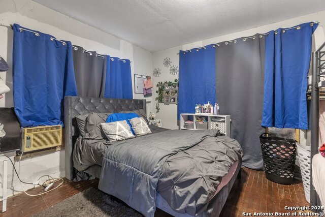 Image 18 of 21 For 446 Blue Bonnet St