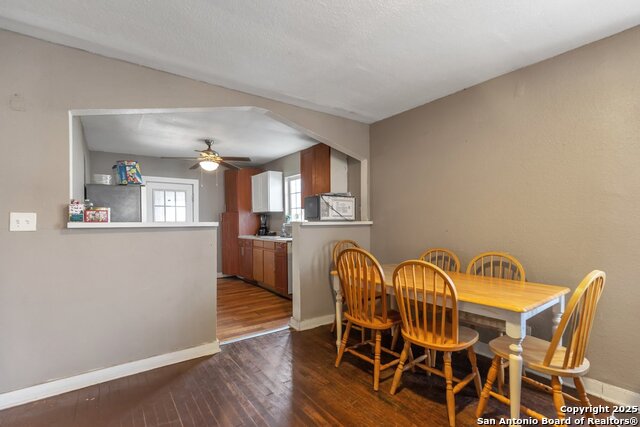 Image 7 of 21 For 446 Blue Bonnet St