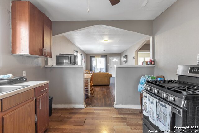 Image 9 of 21 For 446 Blue Bonnet St